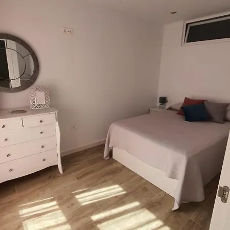 A Pie De Playa. كاديز